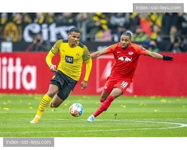 深度战术：为什么“4-4-2区块”防守在2026年有回归趋势？看马赛与亚特兰大的案例。