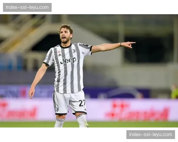 尤文图斯官方宣布与中场核心洛卡特利续约至2029年 尤文图斯官方宣布与中场核心洛卡特利续约至2029年