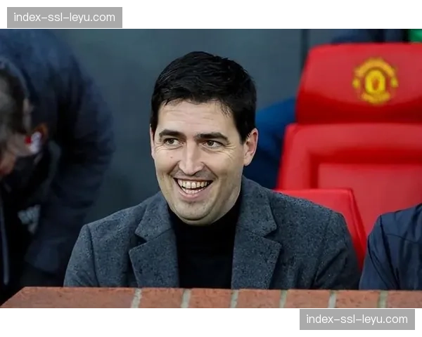 伯恩茅斯官方宣布与主教练伊劳拉续约至2028年